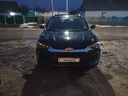 Chevrolet Tracker 2023 года за 10 000 000 тг. в Актобе – фото 2