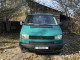 Volkswagen Transporter 1999 годаfor3 725 000 тг. в Астана