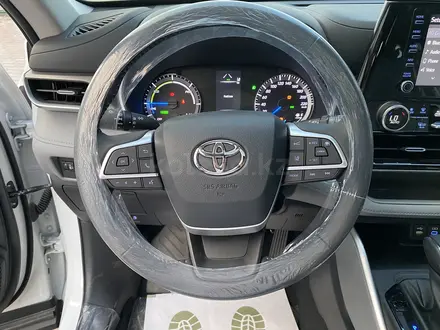 Toyota Highlander 2022 года за 31 500 000 тг. в Актобе – фото 12