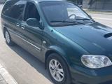 Kia Carnival 2002 годаүшін2 700 000 тг. в Костанай – фото 2