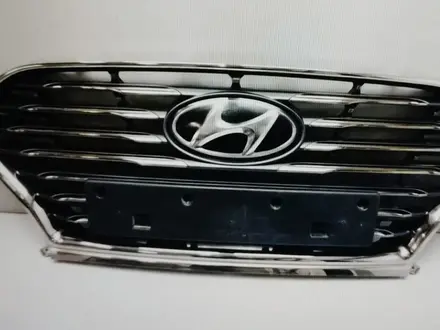 Решётка радиатора Hyundai Sonata за 32 000 тг. в Алматы