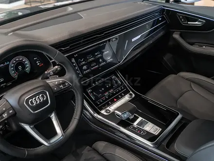 Audi Q7 55 TFSI 2025 года за 53 810 000 тг. в Павлодар – фото 8