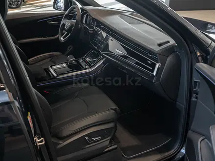 Audi Q7 55 TFSI 2025 года за 53 810 000 тг. в Павлодар – фото 12