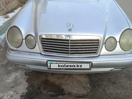 Mercedes-Benz E 280 1998 года за 2 500 000 тг. в Алматы – фото 16