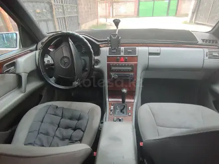 Mercedes-Benz E 280 1998 года за 2 500 000 тг. в Алматы – фото 7