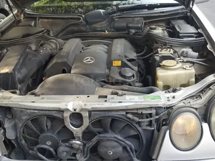 Mercedes-Benz E 280 1998 года за 2 500 000 тг. в Алматы – фото 8