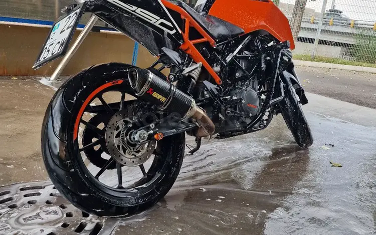 KTM  250 Duke 2017 года за 1 450 000 тг. в Алматы