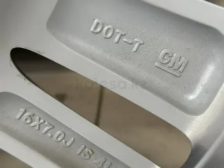 Шевралет диски Оригинал GM R16 новый за 165 000 тг. в Атырау – фото 7