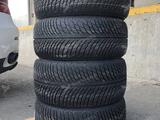 Шины Michelin 265/35/-285/35/r22 PA5 за 250 000 тг. в Алматы