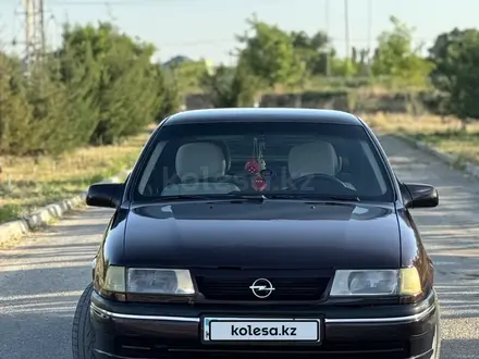 Opel Vectra 1993 года за 1 280 000 тг. в Туркестан – фото 2