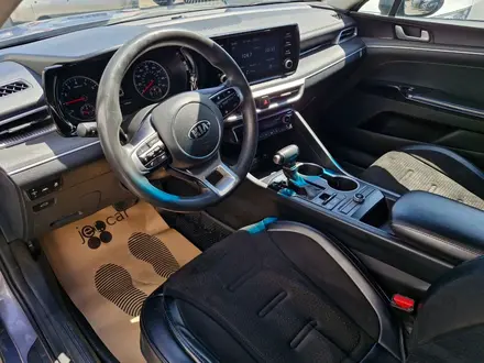 Kia K5 2021 года за 8 550 000 тг. в Алматы – фото 7