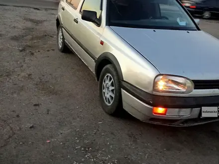 Volkswagen Golf 1995 года за 1 100 000 тг. в Алматы – фото 3