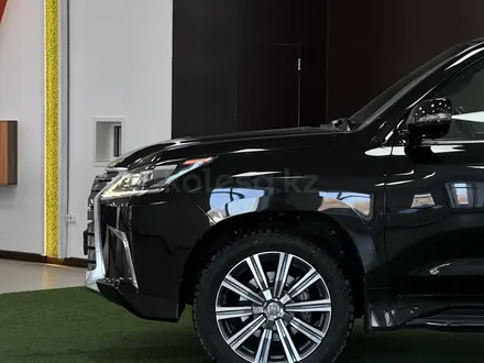 Lexus LX 570 2016 года за 37 700 000 тг. в Астана – фото 4