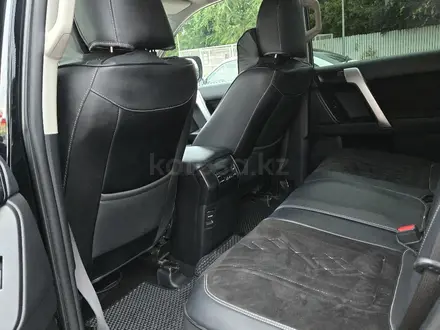 Toyota Land Cruiser Prado 2022 года за 24 500 000 тг. в Уральск – фото 5