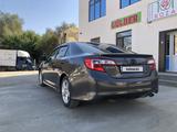 Toyota Camry 2013 года за 8 300 000 тг. в Кульсары – фото 3