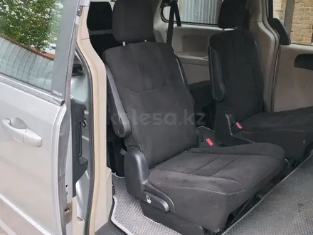 Dodge Caravan 2012 годаүшін7 000 700 тг. в Уральск – фото 4