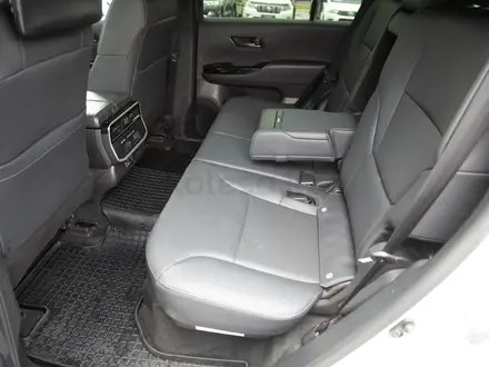 Toyota Land Cruiser 2022 года за 42 000 000 тг. в Алматы – фото 11
