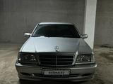 Mercedes-Benz C 240 1998 годаүшін3 700 000 тг. в Астана