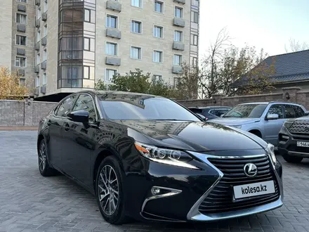 Lexus ES 200 2016 года за 14 500 000 тг. в Алматы – фото 3