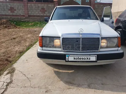 Mercedes-Benz E 200 1992 года за 1 650 000 тг. в Шымкент