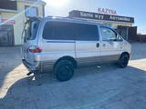 Hyundai Starex 2002 годаүшін2 300 000 тг. в Жанаозен