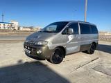 Hyundai Starex 2002 годаүшін2 300 000 тг. в Жанаозен – фото 2