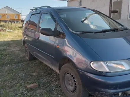 Volkswagen Sharan 1995 годаүшін1 850 000 тг. в Актобе – фото 3