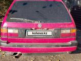 Volkswagen Passat 1992 годаүшін1 050 000 тг. в Семей – фото 2