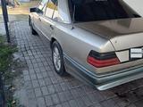 Mercedes-Benz E 200 1992 годаүшін1 200 000 тг. в Талдыкорган – фото 4