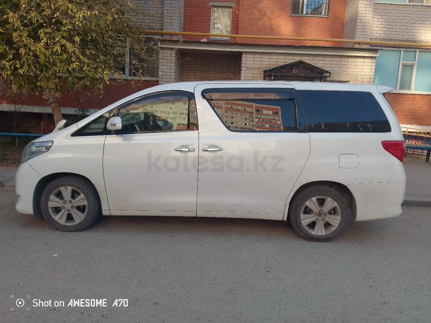 Toyota Alphard, 2008