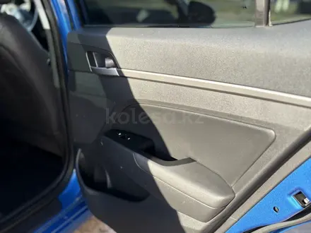 Hyundai Elantra 2017 года за 7 500 000 тг. в Алматы – фото 22