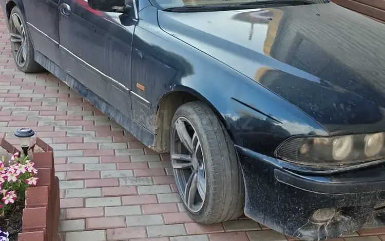 BMW 523 1998 года за 1 700 000 тг. в Темиртау