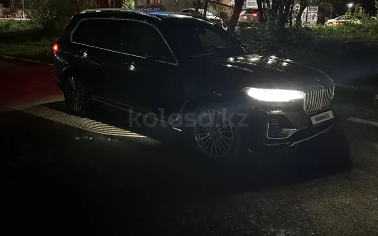 BMW X7 2020 года за 43 000 000 тг. в Караганда