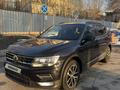 Volkswagen Tiguan 2021 года за 13 500 000 тг. в Алматы – фото 2