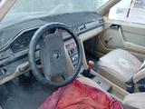 Mercedes-Benz E 230 1989 года за 700 000 тг. в Алматы – фото 5