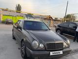 Mercedes-Benz E 230 1998 годаfor2 300 000 тг. в Жаркент