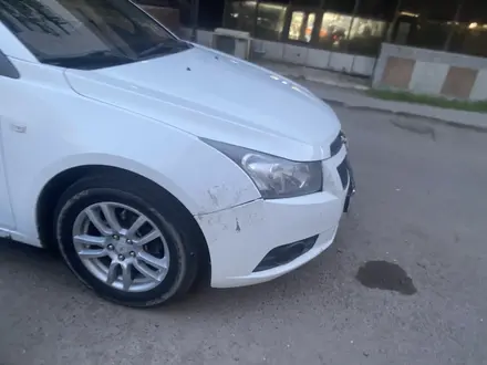 Chevrolet Cruze 2012 года за 2 100 000 тг. в Астана – фото 5