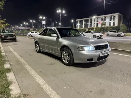 Audi A4 1996 года за 2 000 000 тг. в Алматы – фото 2