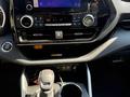 Toyota Highlander 2023 года за 24 000 000 тг. в Уральск – фото 15