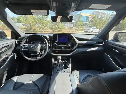 Toyota Highlander 2023 года за 24 000 000 тг. в Уральск – фото 3