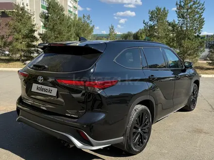 Toyota Highlander 2023 года за 24 000 000 тг. в Уральск – фото 5