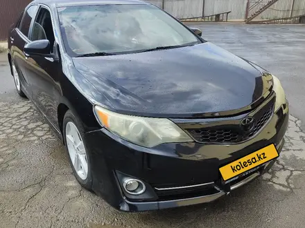 Toyota Camry 2013 года за 5 000 000 тг. в Актобе – фото 4