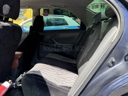 Toyota Camry 1999 года за 3 400 000 тг. в Астана – фото 14