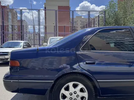 Toyota Camry 1999 года за 3 400 000 тг. в Астана – фото 10