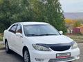 Toyota Camry 2005 года за 4 900 000 тг. в Усть-Каменогорск – фото 2