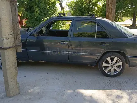 Mercedes-Benz E 230 1991 года за 520 000 тг. в Шымкент – фото 3