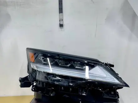 Фара передний Lexus LX600 NEW ORIGINAL за 10 000 тг. в Алматы