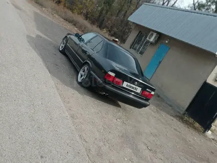 BMW 520 1993 года за 2 100 000 тг. в Есик