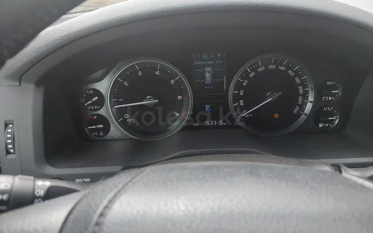 Toyota Land Cruiser 2017 года за 33 500 000 тг. в Актобе
