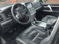 Toyota Land Cruiser 2017 года за 33 500 000 тг. в Актобе – фото 5